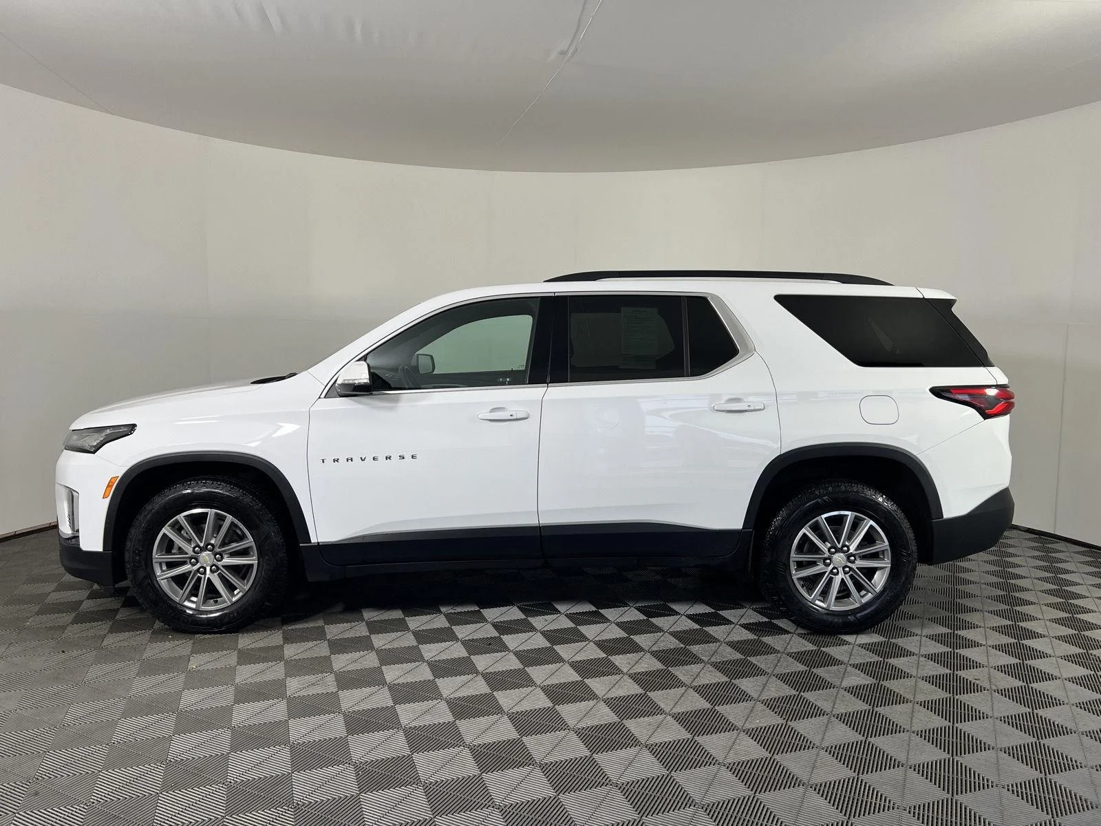 Used 2023 Summit White Chevrolet LT image 30