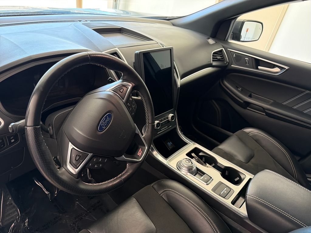 Used 2023 Gray Metallic Ford ST image 16