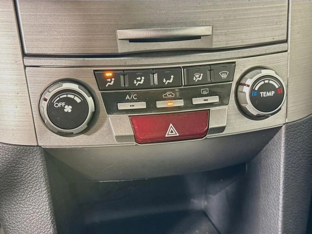 Used 2013 Silver Subaru 2.5i image 16