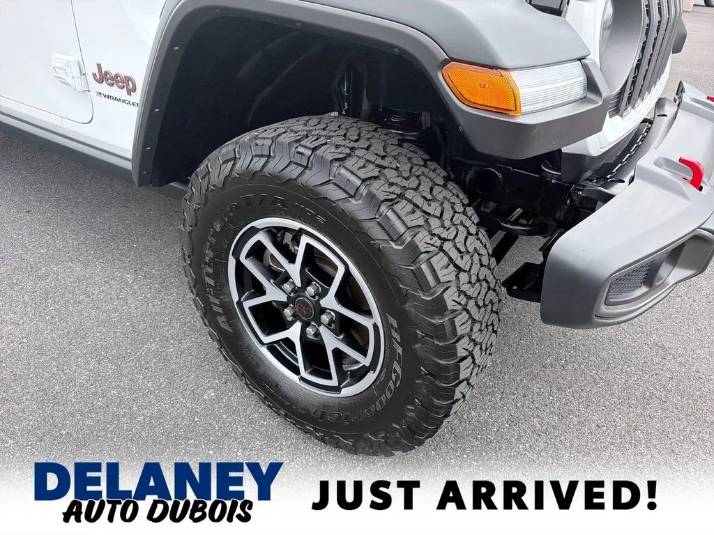 Used 2026 White Jeep Rubicon image 16