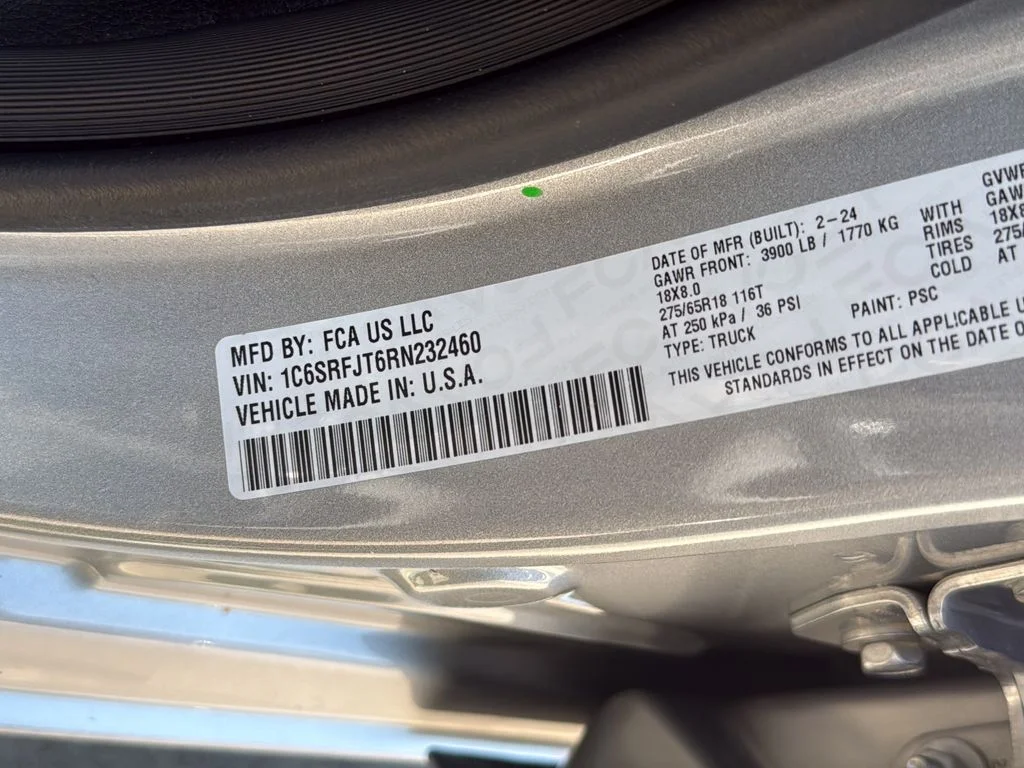 Used 2024 Silver Ram Laramie image 16