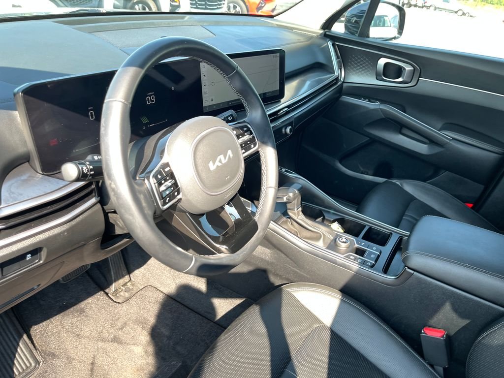 Used 2025 Metal Kia S image 14