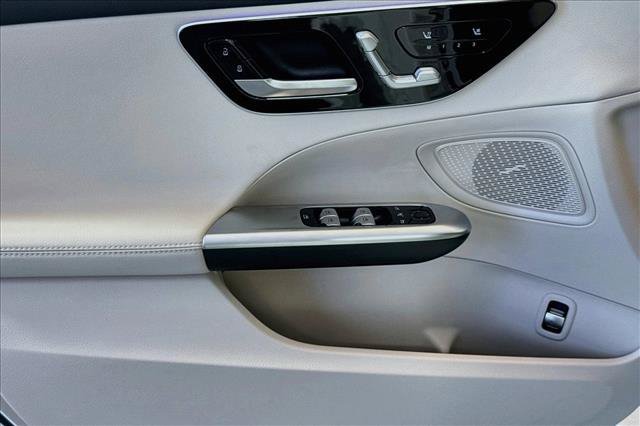 New 2026 Polar White Mercedes-Benz C 300 image 46