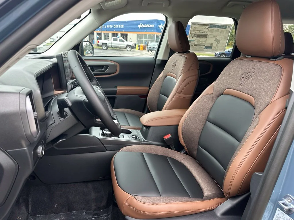 New 2026 Azure Gray Metallic Tri-Coat Ford Outer Banks® image 10