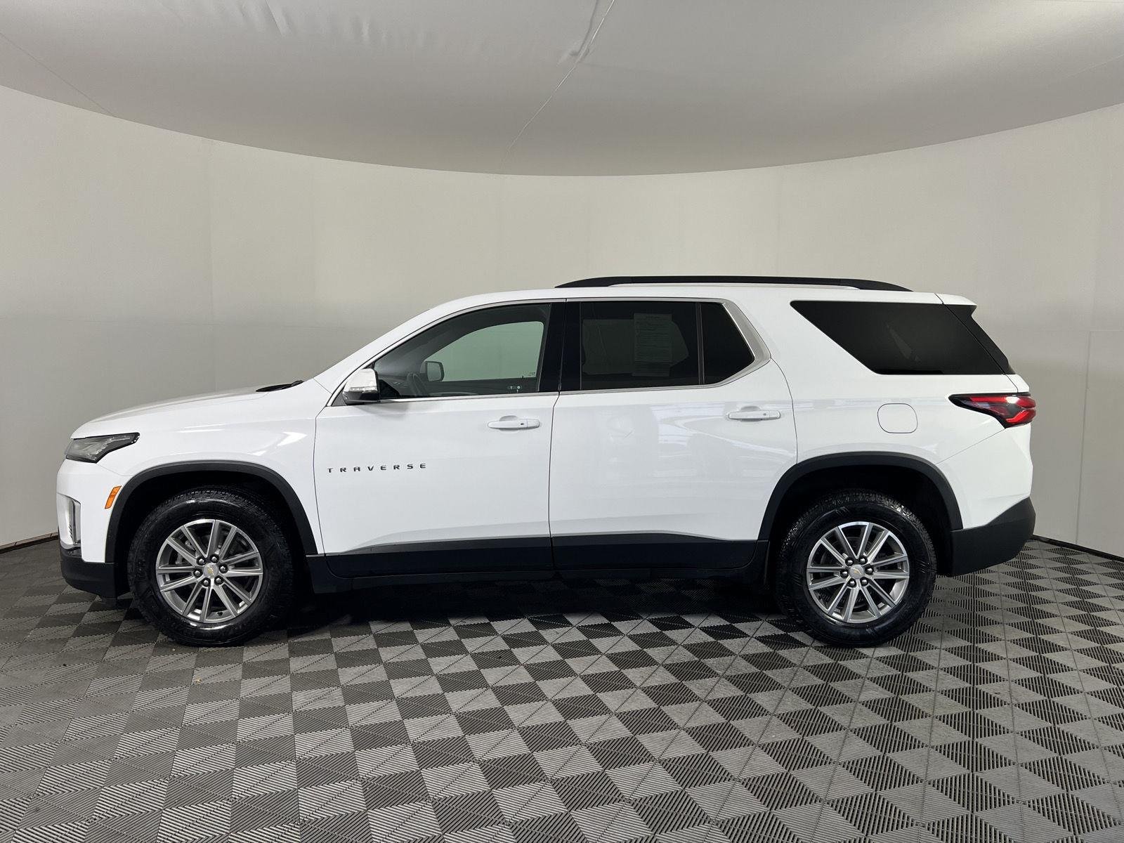 Used 2023 Summit White Chevrolet LT image 30