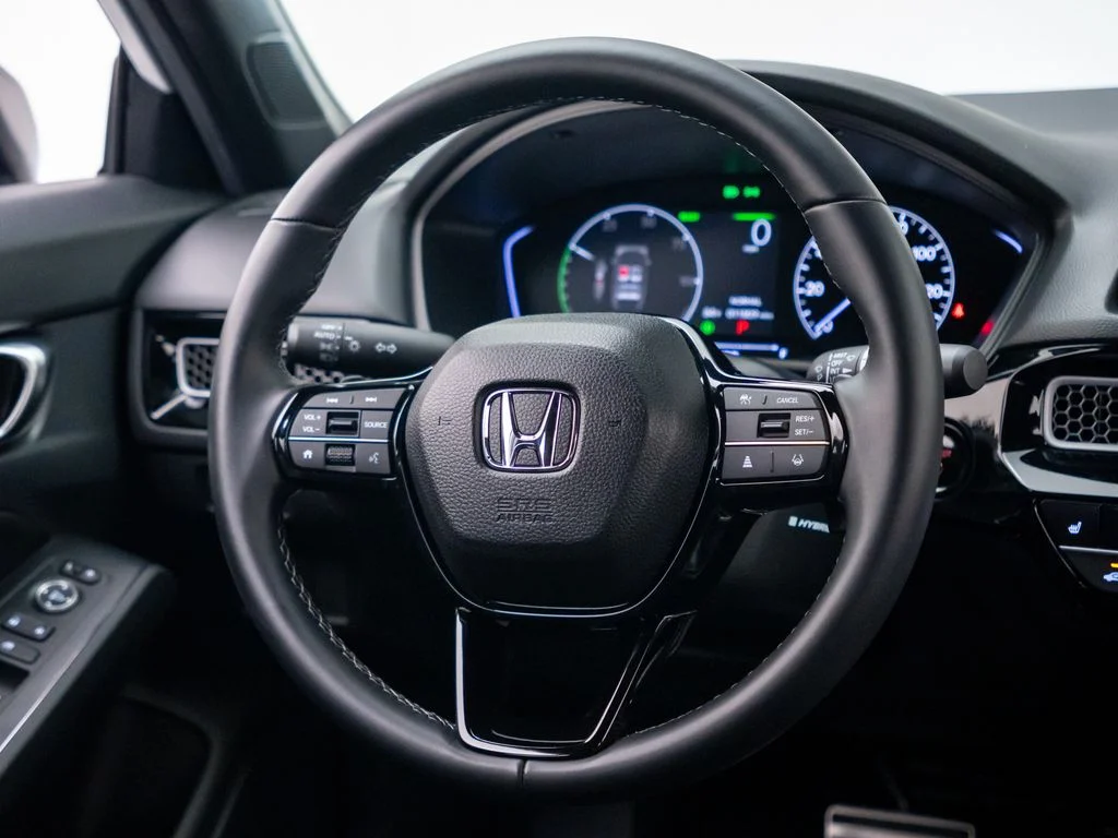 Certified Used 2025 White Honda Sport image 13