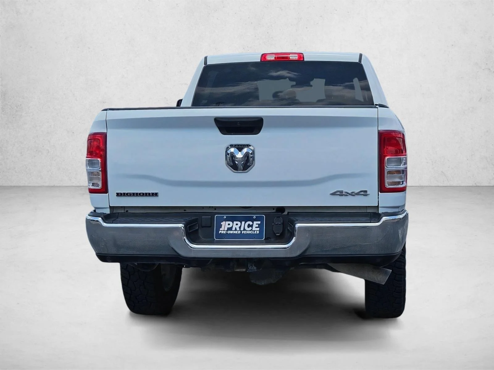 Used 2024 Bright White Clearcoat RAM Big Horn image 6