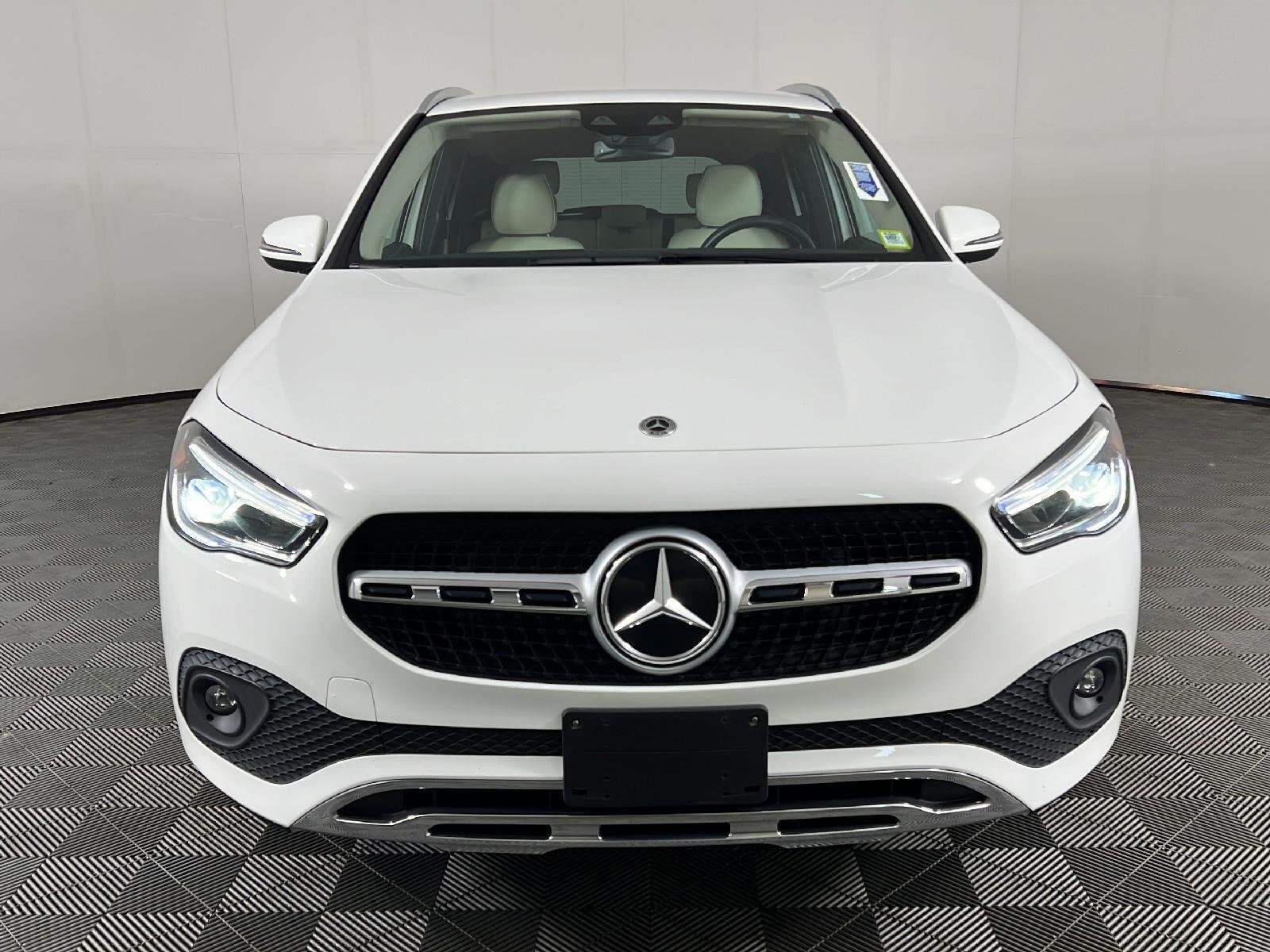 Used 2023 Polar White Mercedes-Benz GLA 250 image 22