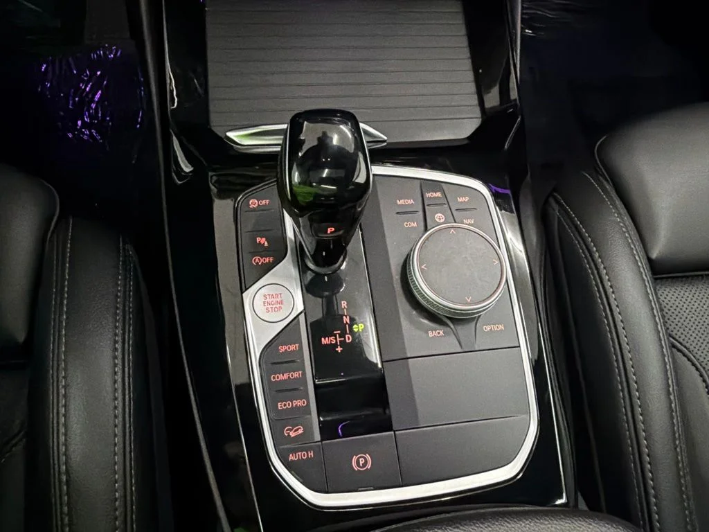 Used 2023 Gray BMW xDrive30i image 18