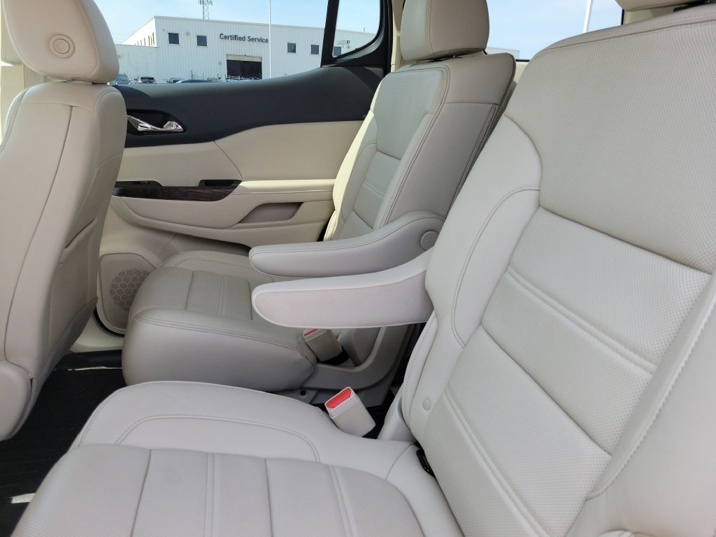 2023 GMC Acadia Denali - Photo 11