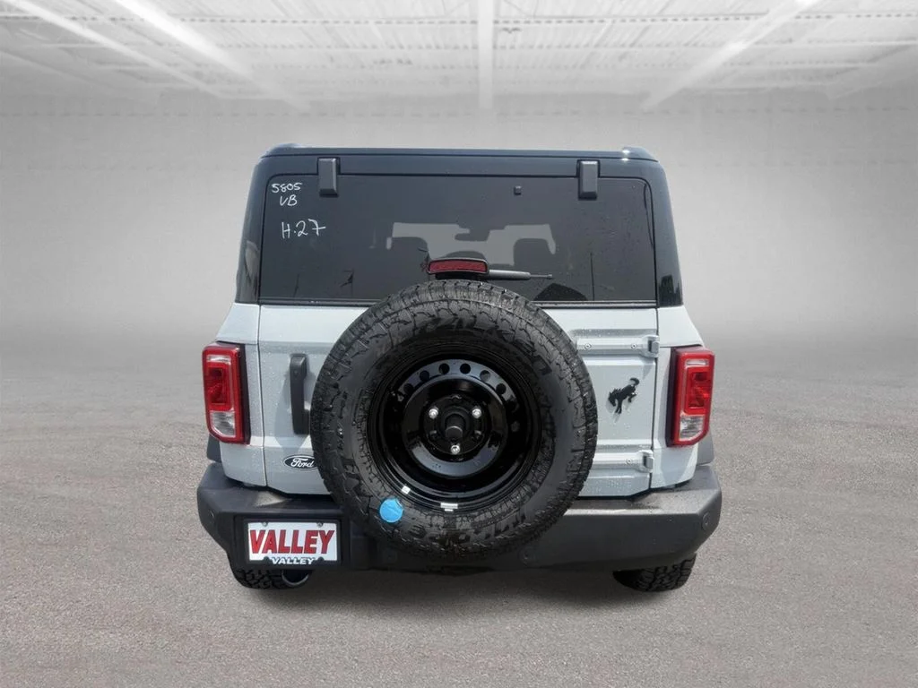 New 2026 Avalanche Gray Ford Big Bend® image 5