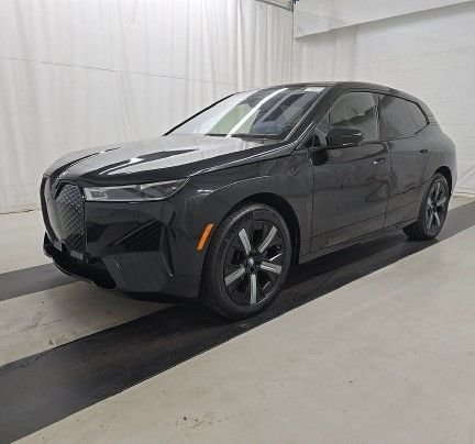 Used 2024 Black BMW xDrive50 image 3