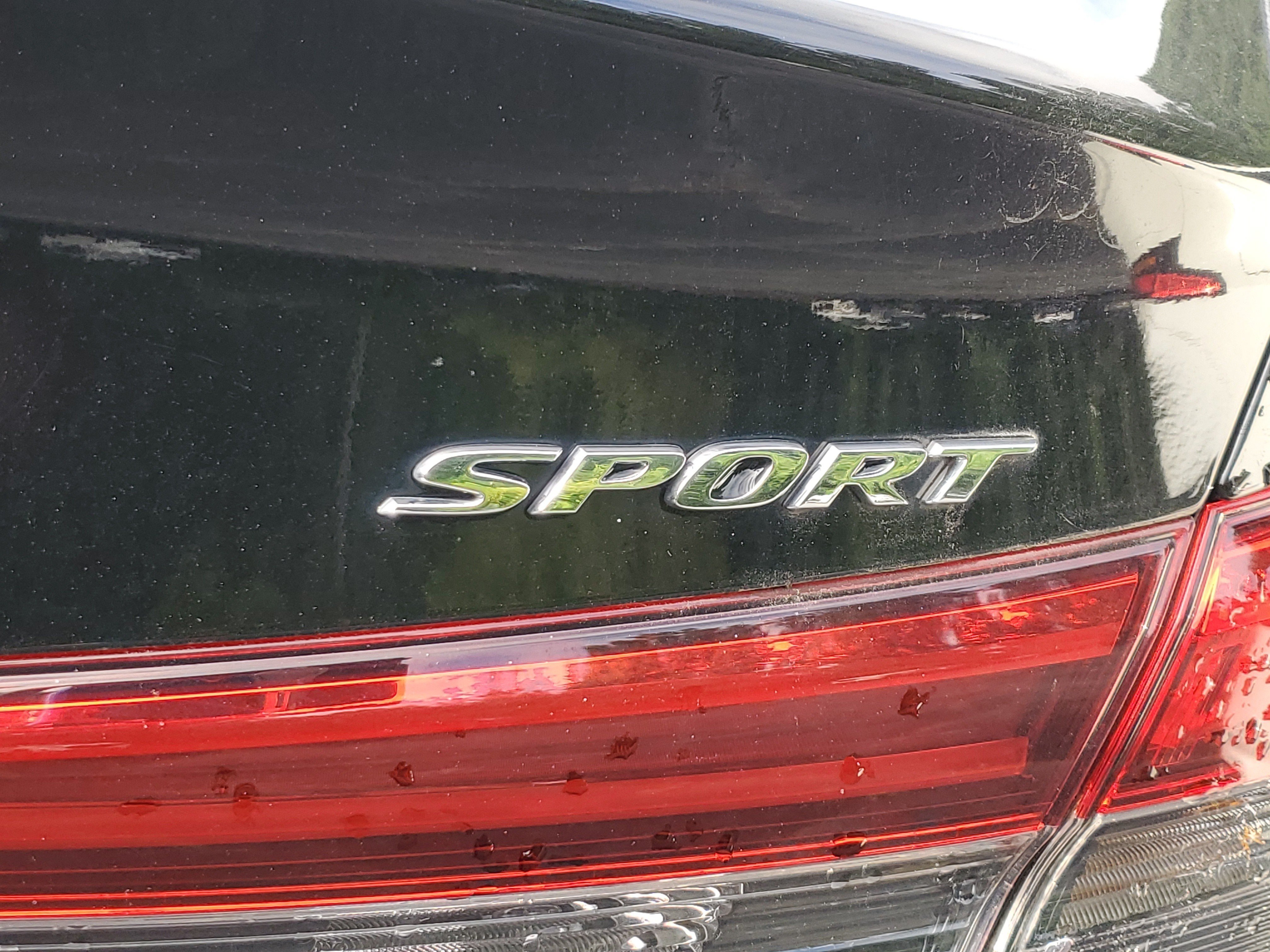Used 2023  Honda Sport image 7