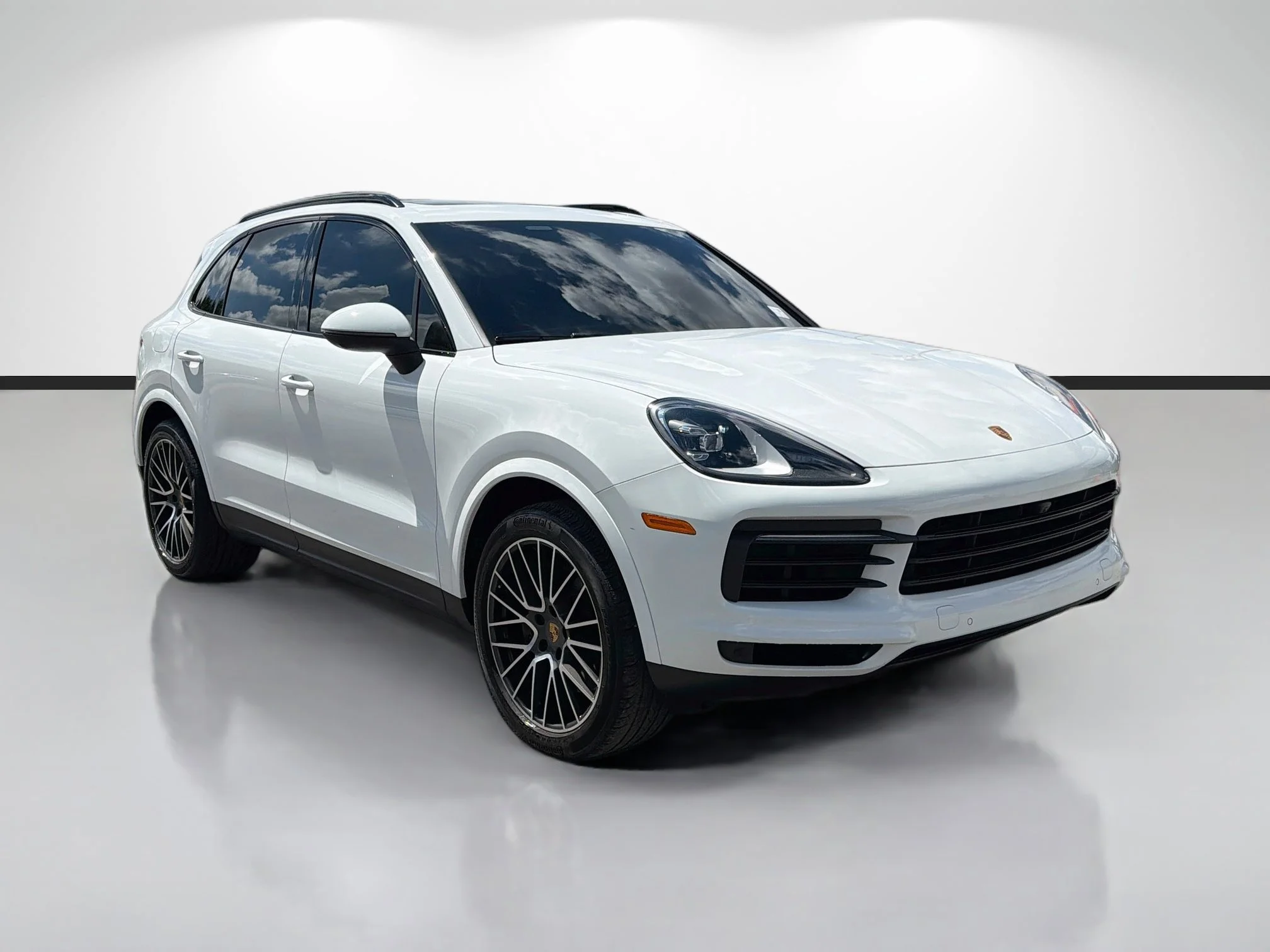 Used 2023 White Porsche Premium image 1