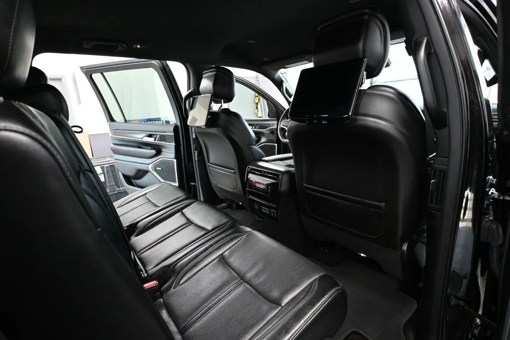 Used 2024 Black Jeep Series III image 49