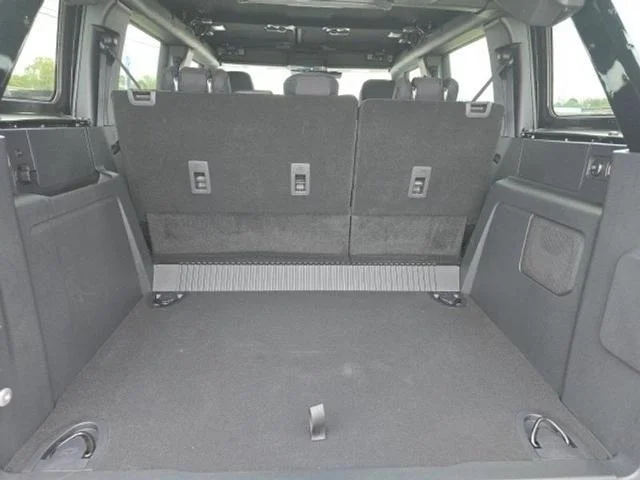 2025 Ford Bronco 4-Door Base - Photo 26