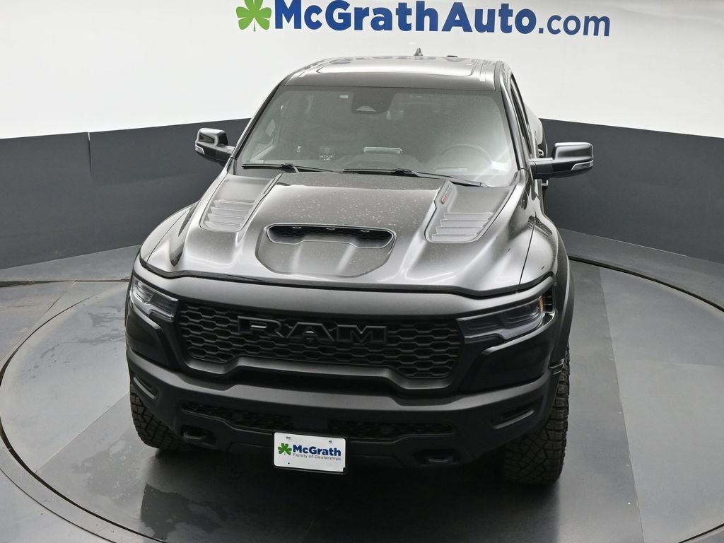 New 2026 Diamond Black Crystal Pearl-Coat Exterior Paint RAM RHO image 28