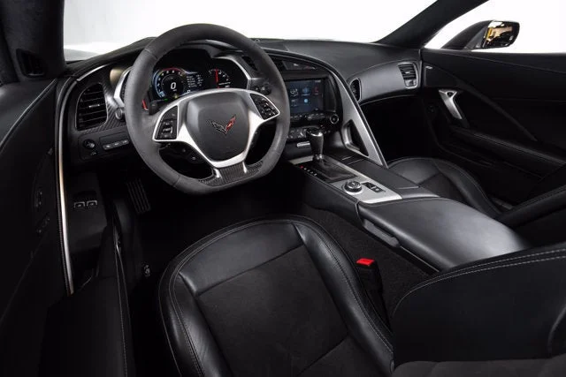 Used 2017 Watkins Glen Gray Metallic Chevrolet Grand Sport image 30