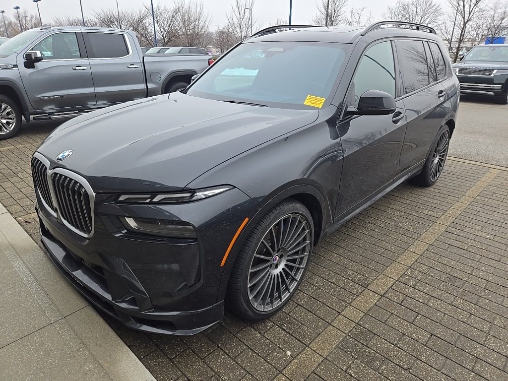 2023 BMW X7