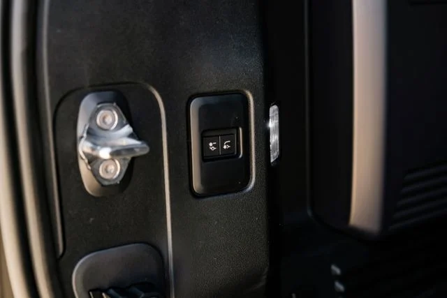 New 2026 Green Land Rover X image 66