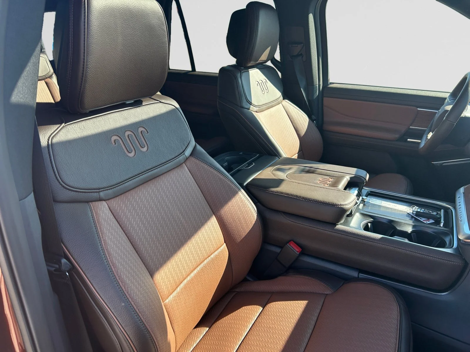 New 2027 Bronze Fire Metallic Tinted Clearcoat Ford King Ranch Max image 12
