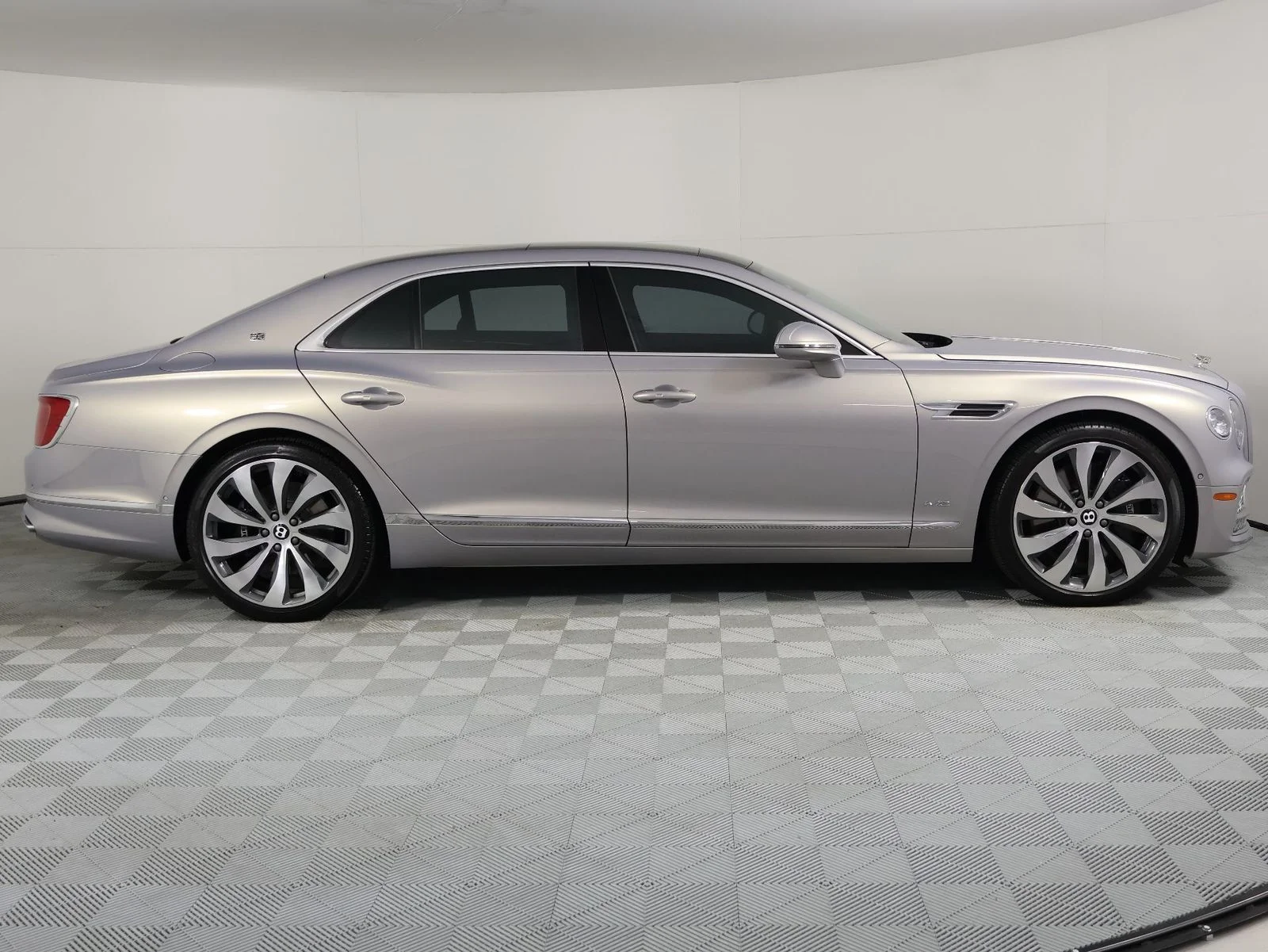 Certified Used 2020 Silver Bentley W12 image 10
