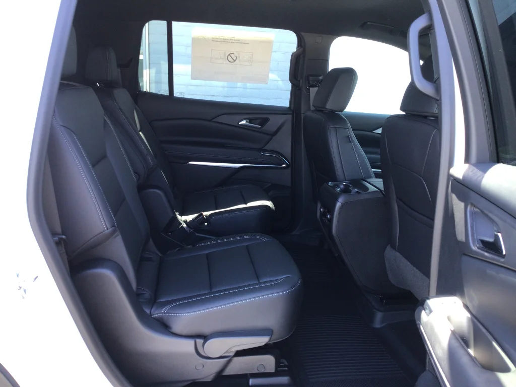 New 2026 Summit White Chevrolet LT image 7