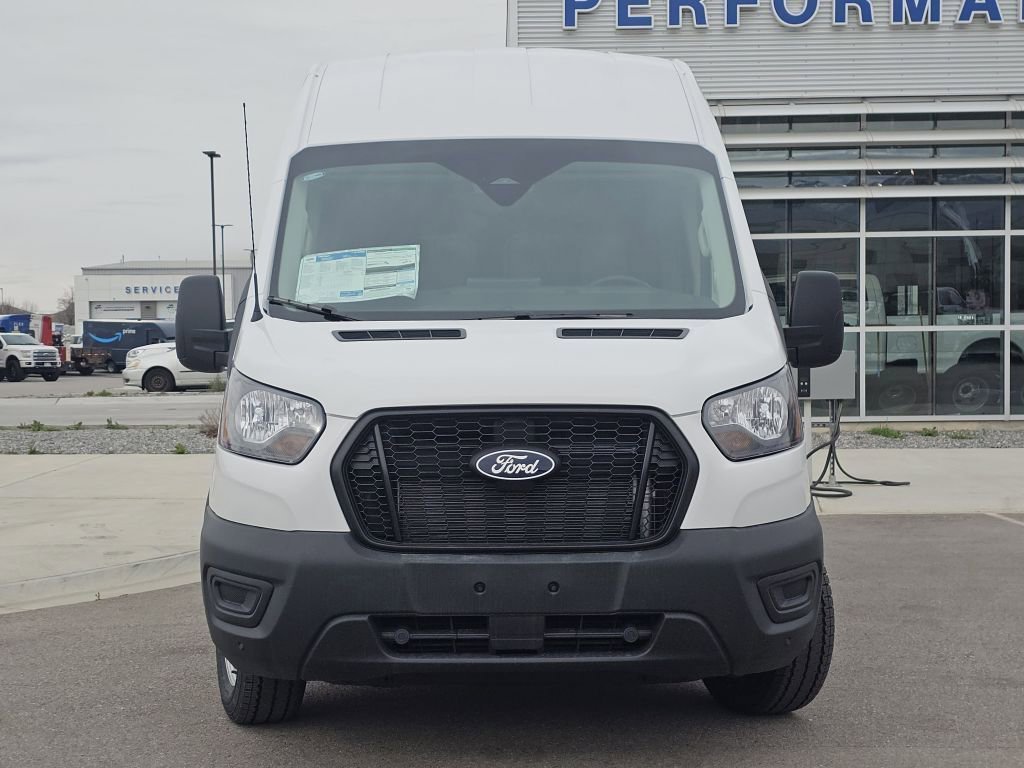 New 2026 Oxford White Ford Base image 3