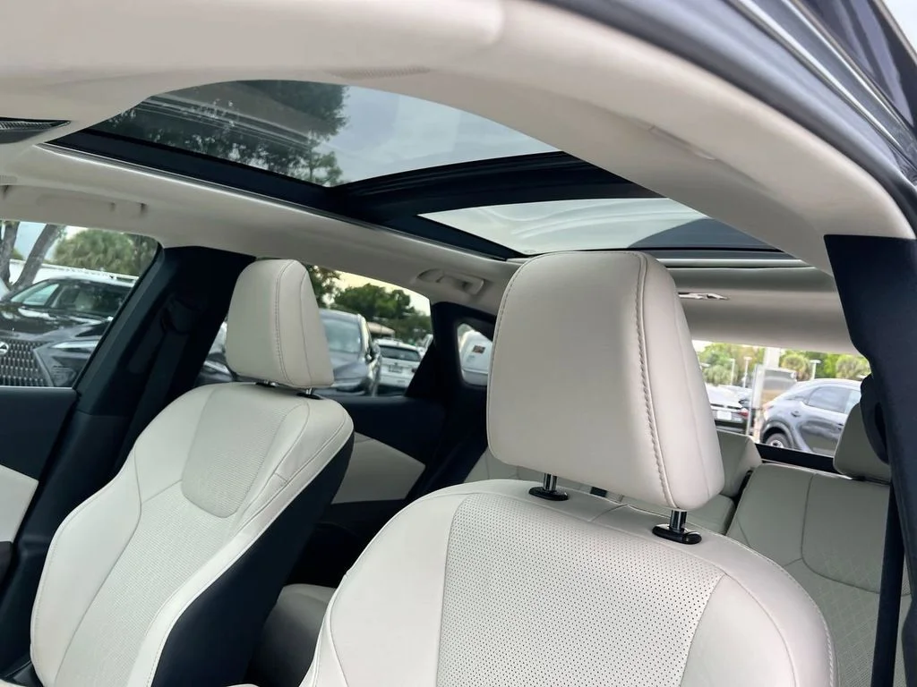Used 2023 Gray Pearl Lexus 350 Premium Plus image 18