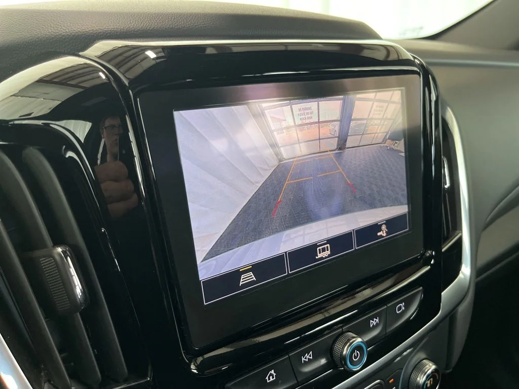 Used 2023 Gray Chevrolet LT image 10