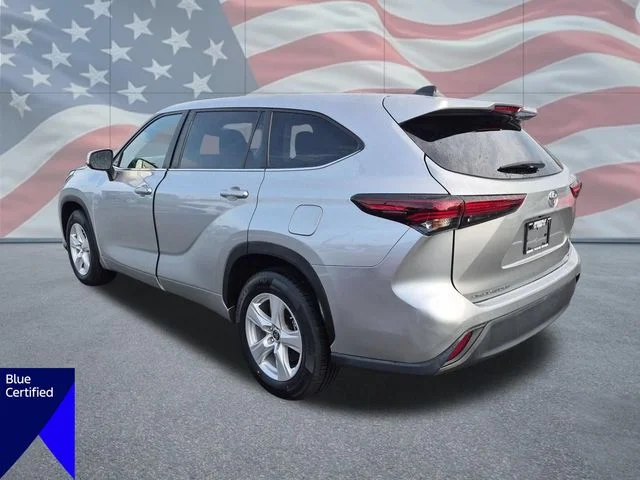 Used 2024 Silver Toyota LE image 5
