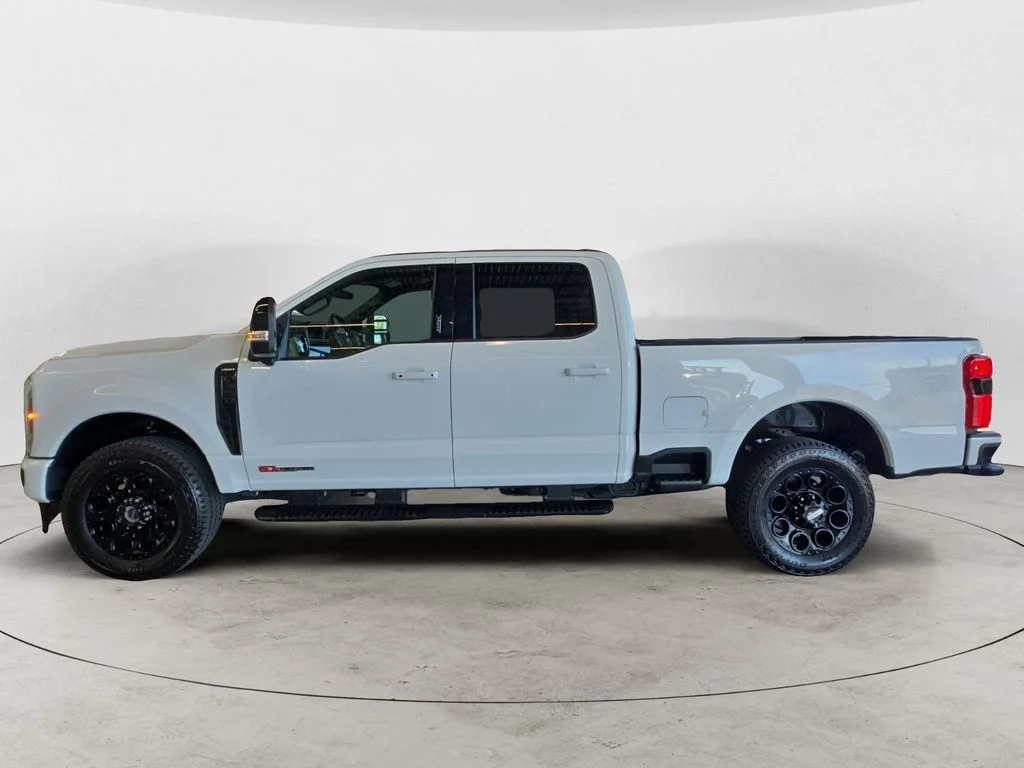 Used 2024 White Ford Lariat image 8