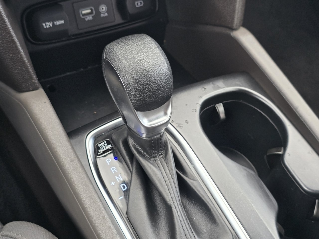 Used 2020 Gray Hyundai SEL image 29