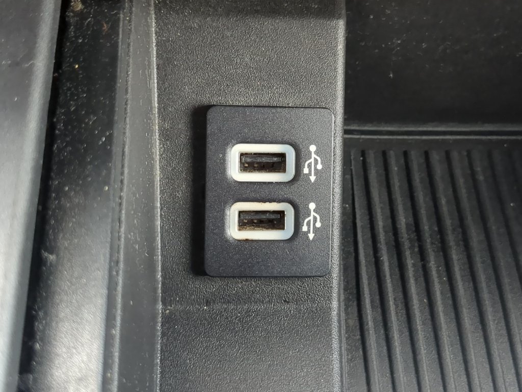 Used 2017 Black Ford XLT image 24