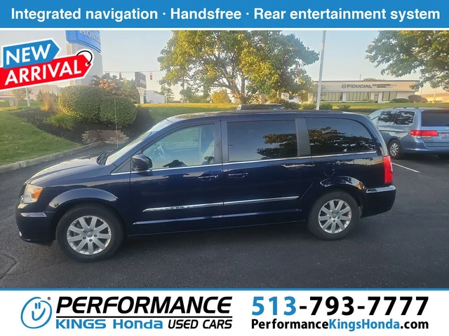 2014 Chrysler Town & Country Touring