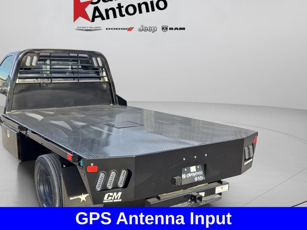 New 2025 Granite Crystal Metallic Clearcoat RAM Tradesman image 3