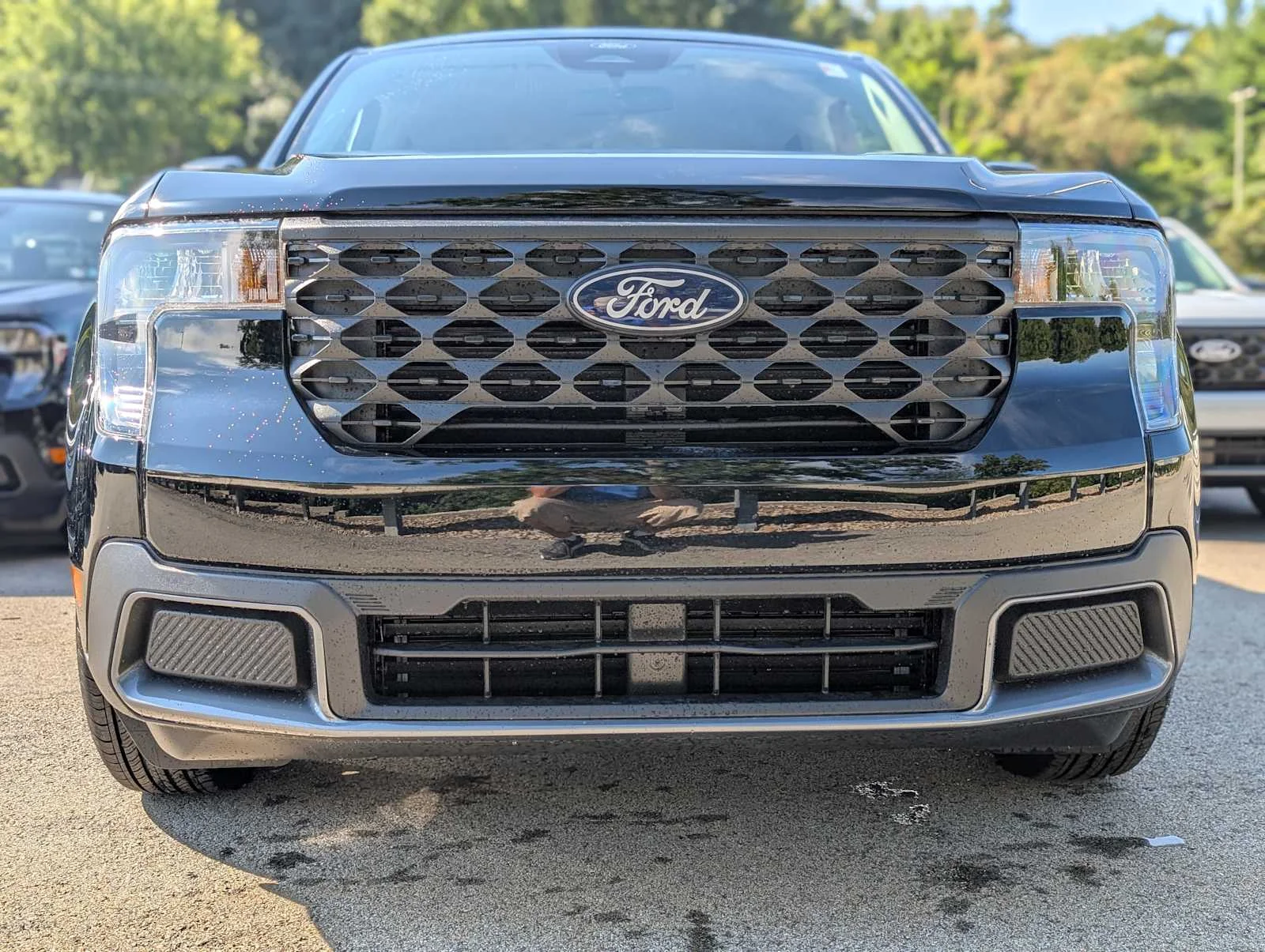 New 2026 Shadow Black Ford XLT image 2