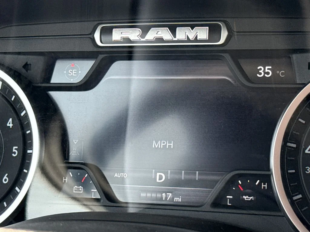 New 2026 Bright White Clear-Coat Exterior Paint RAM Laramie image 31