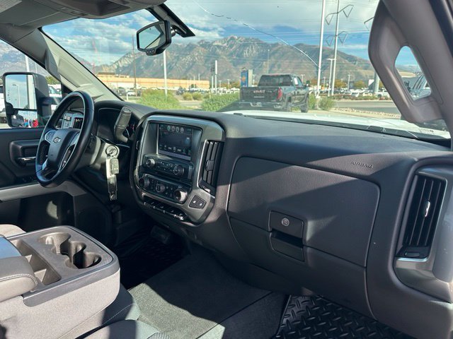 Certified Used 2019 SUMMIT WHITE Chevrolet LT image 33