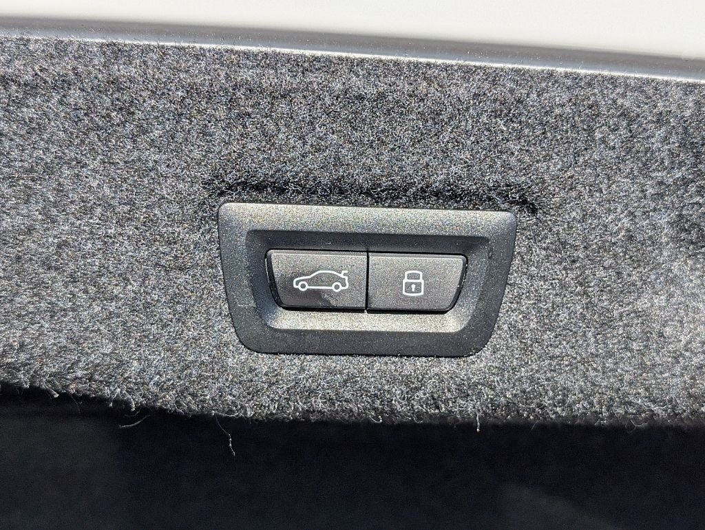 Used 2024 Alpine White BMW M60 image 15