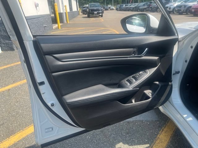 Used 2018 Platinum White Pearl Honda LX 1.5T image 10
