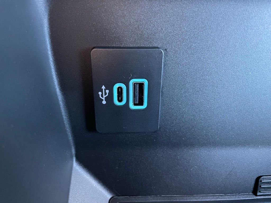 New 2026 Blue Ford XLT image 9