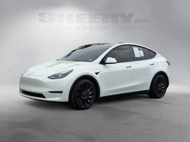 Used 2022 Pearl White Multi Tesla  image 16