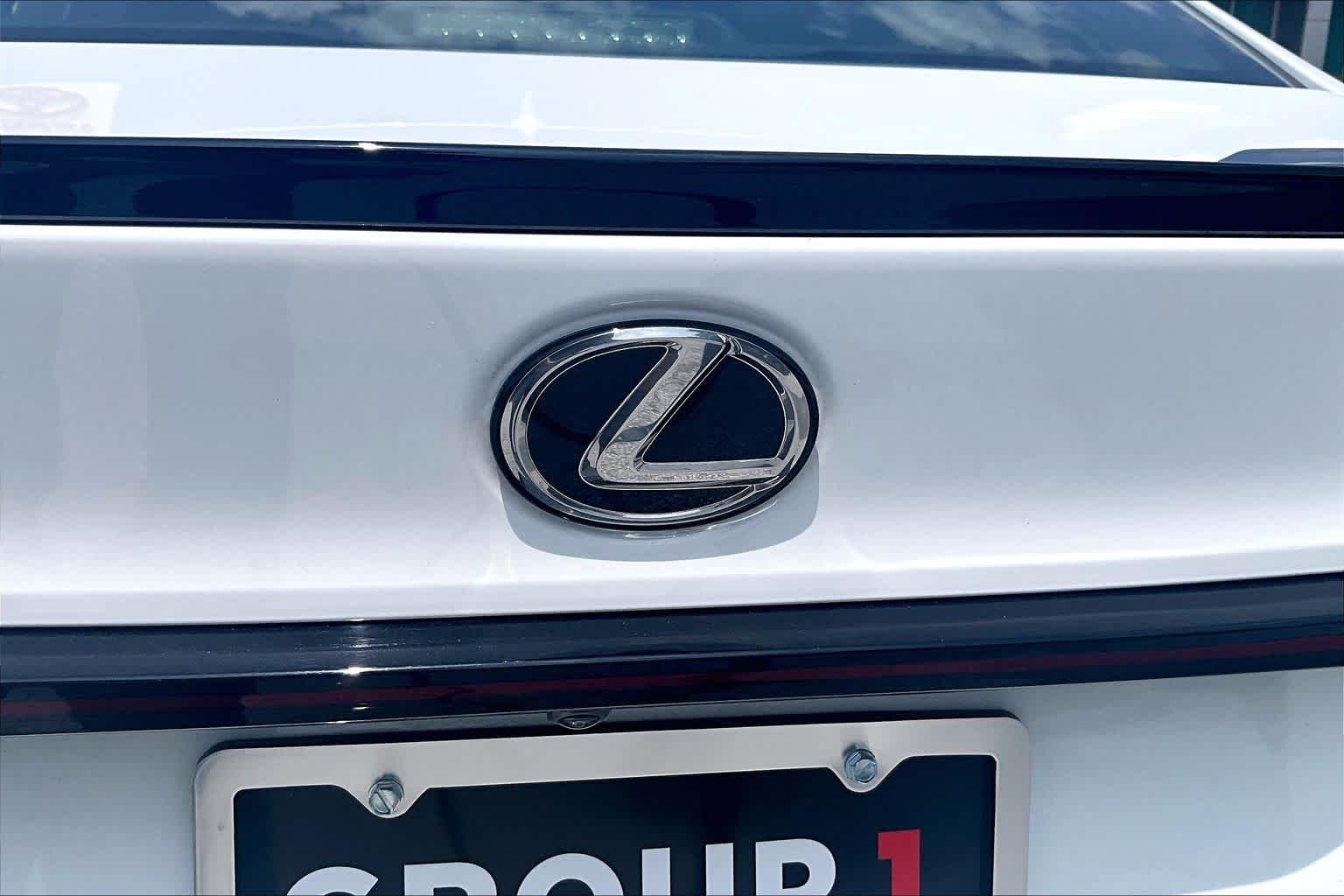 Used 2023 Ultra White Lexus F SPORT image 31