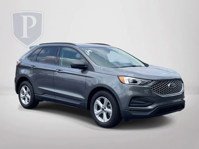 Certified Used 2024 Gray Ford SE image 2