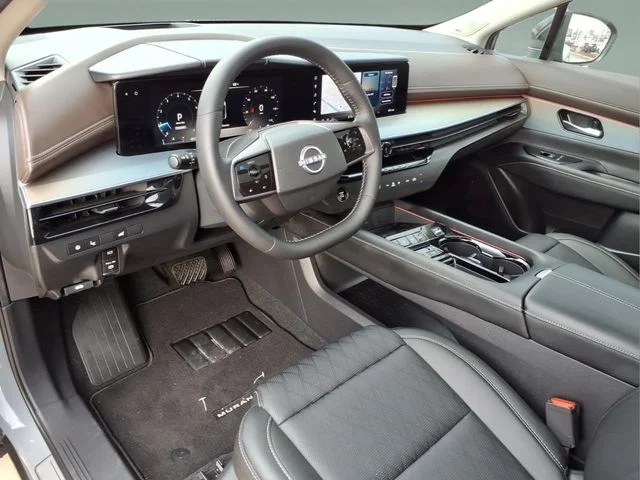 Used 2026 Gray Nissan Platinum image 10