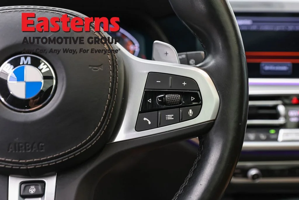 Used 2023 White BMW xDrive40i image 16