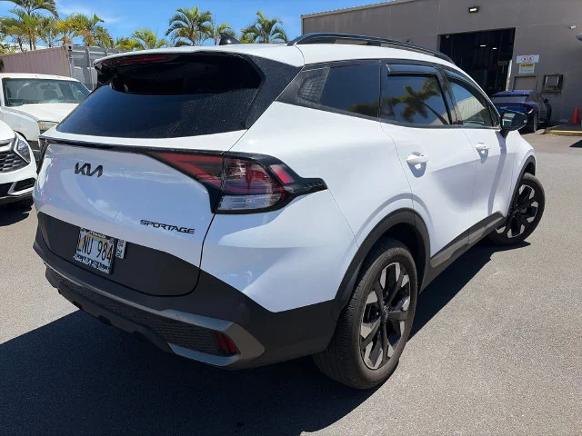 Used 2024 White Kia X-Line image 5