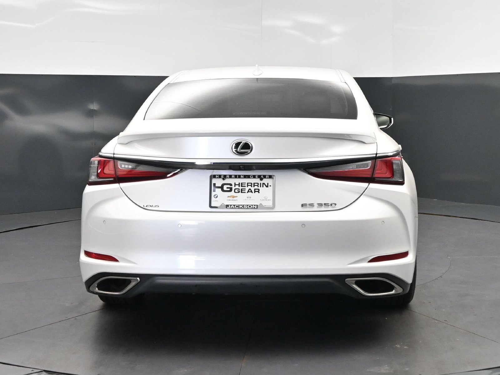 2021 Lexus ES 350 - Photo 6