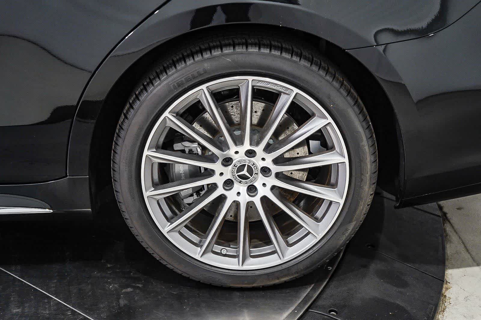 New 2026 Obsidian Black Metallic Mercedes-Benz S 580 image 10